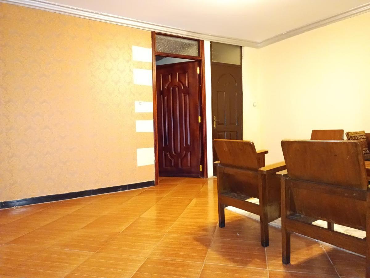 Fully Furnished Condo In The Center Of 아디스아바바 외부 사진